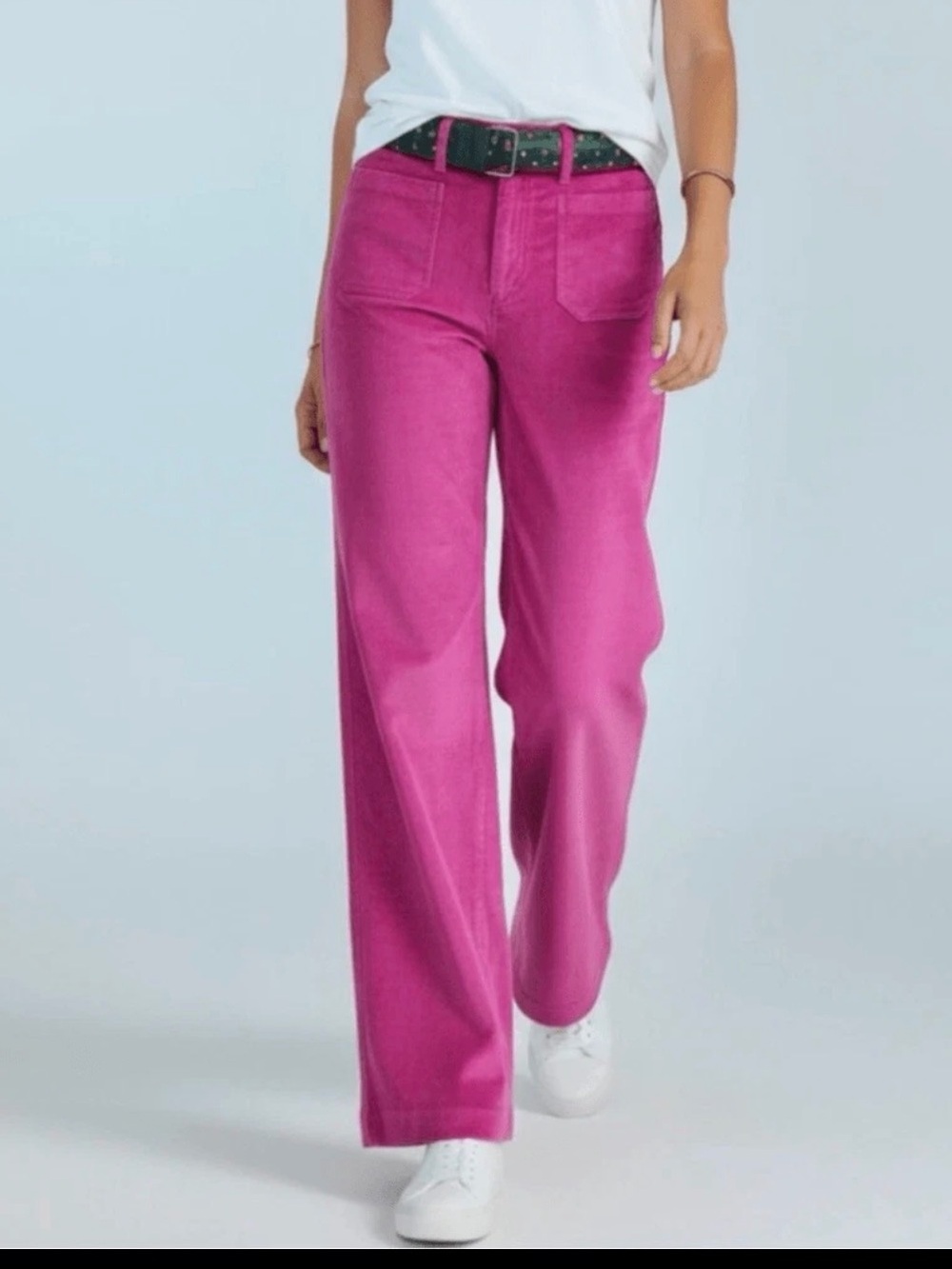 NWOT Vineyard Vines High Waist Wide Leg
Corduroy Pants, 29 ( length 39 inseam 29